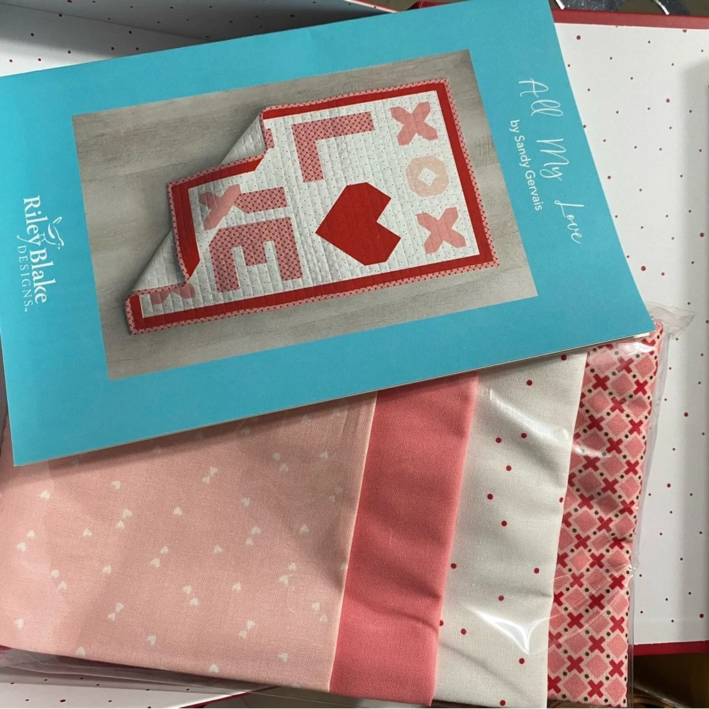 Riley Blake'All My Love' Door Banner Kit - Red and White